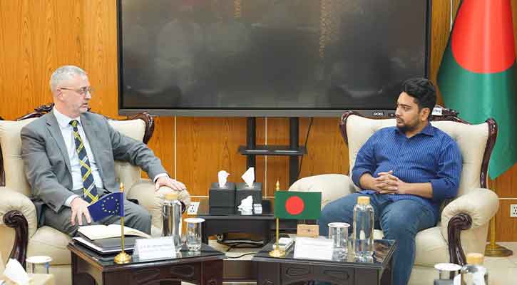 “সংস্কার শেষ হলে অন্তর্বর্তী সরকার নির্বাচন দেবে, এমনটাই প্রত্যাশা করছে ইউরোপীয় ইউনিয়ন”