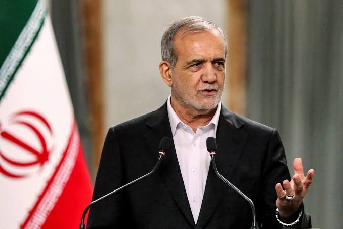 ইরান যেকোনো হামলার বুদ্ধিমত্তার সঙ্গে প্রতিশোধ নেবে: মাসুদ পেজেশকিয়ান