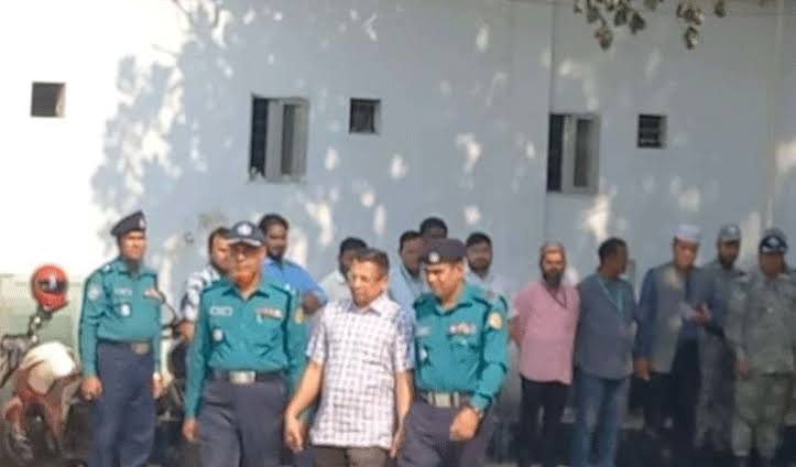 আট পুলিশ কর্মকর্তার বিরুদ্ধে ১ মাসে তদন্ত শেষ করার নির্দেশ