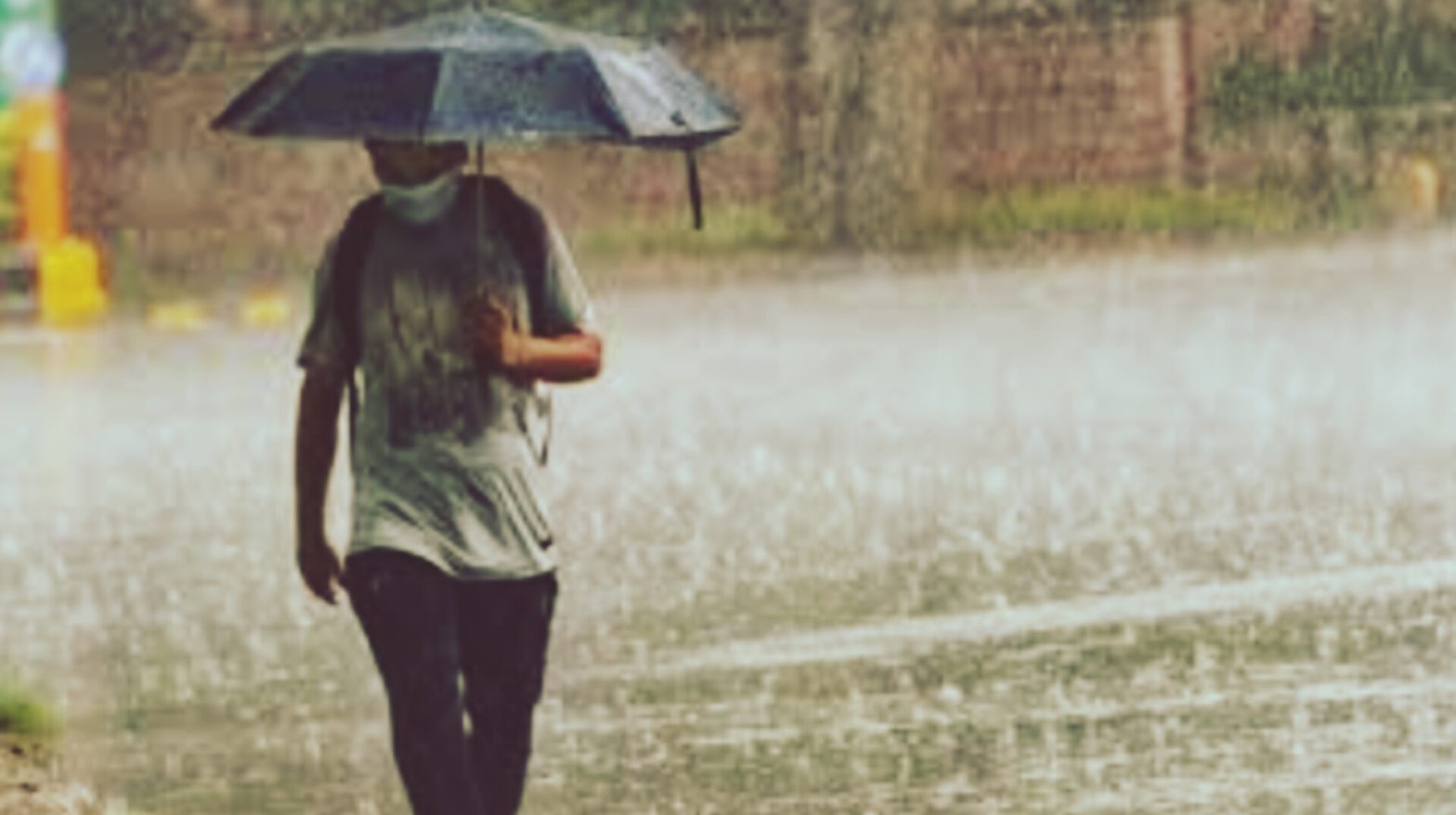 ৪০ জেলায় বজ্রসহ বৃষ্টির আভাস