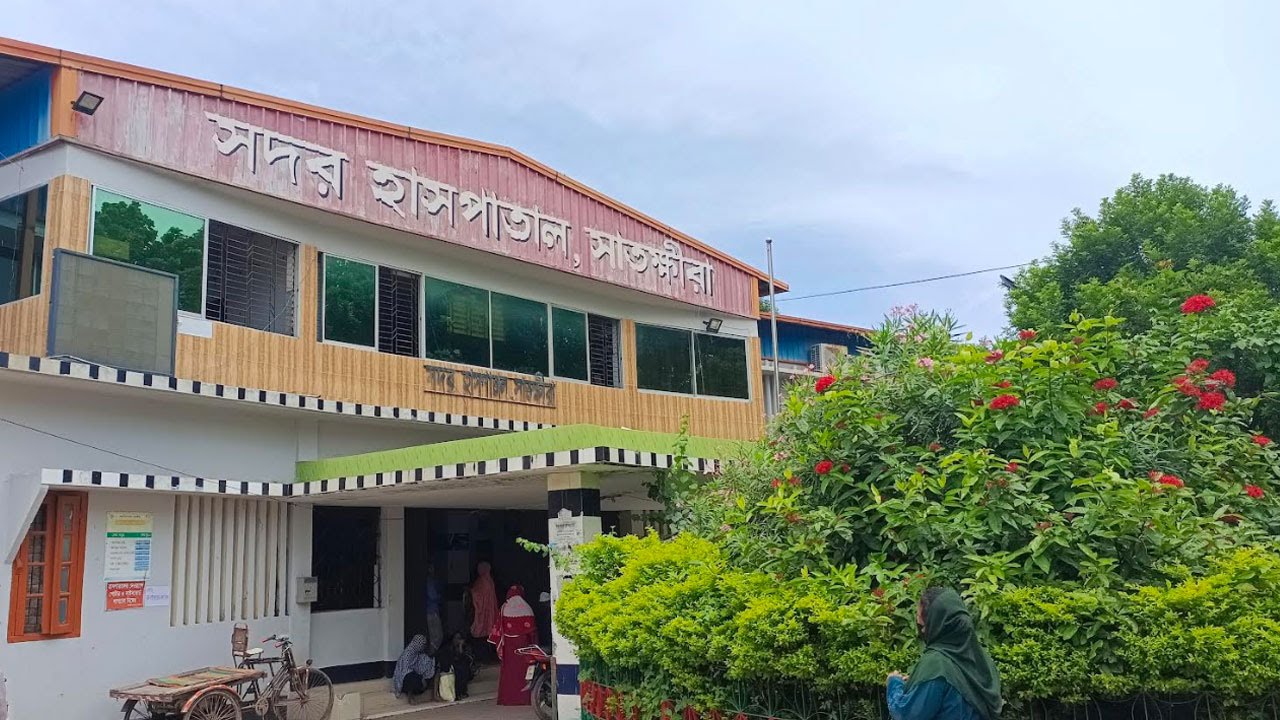 সাতক্ষীরায় পুলিশ সদস্যের ঝুলন্ত মরদেহ উদ্ধার